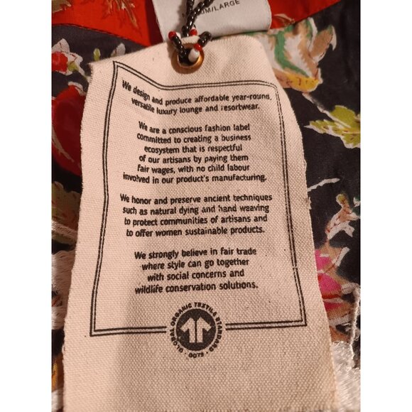 Kleed Kimono Robe, Pink Flowers, Red Trim, Embroidered Butterfly, Medium/Large - Picture 9 of 11